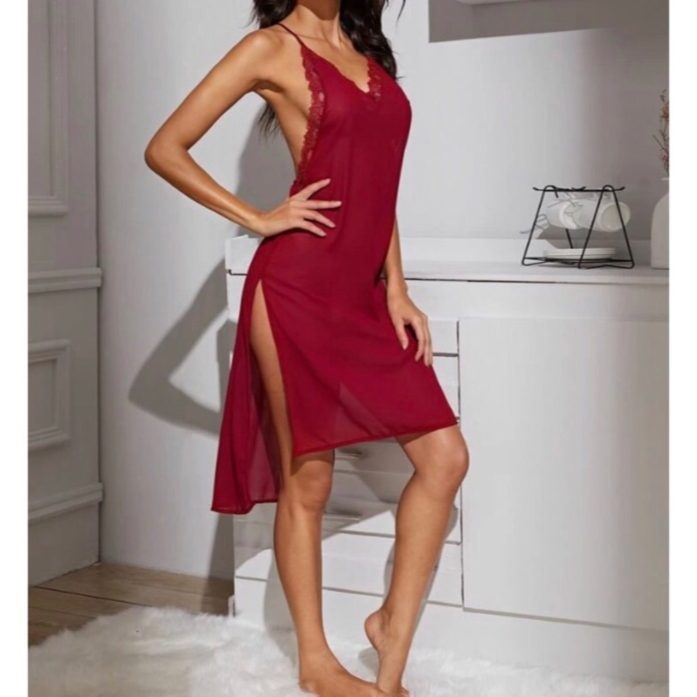 ❤️Contrast lace cross cross split side slip❤️